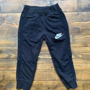 Toddler Boys Size 4T Nike Joggers Sweatpants
